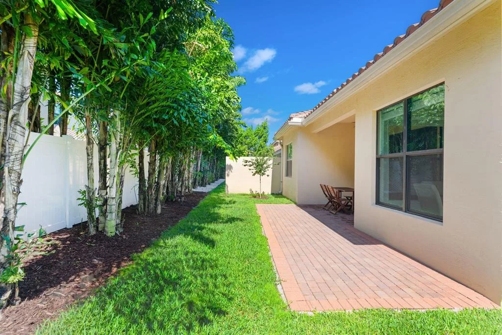Photo of 8098 Rainforest Jasper Lane