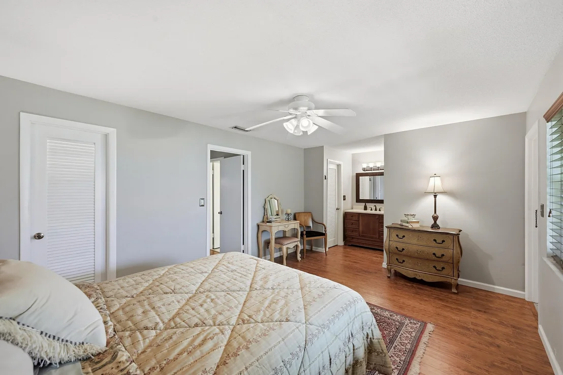 Photo of Unit B at 295 High Point Boulevard