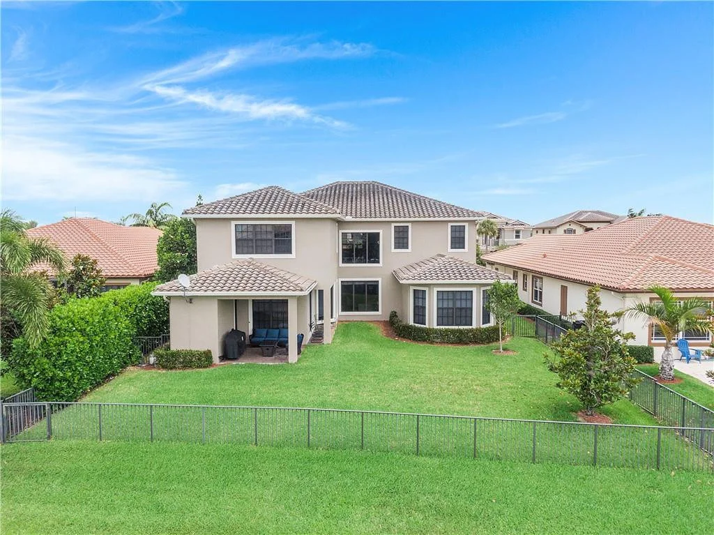 Photo of 8971 Lakeview Place