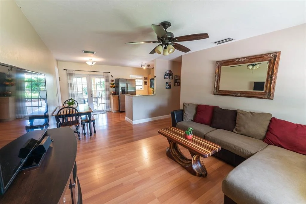 Photo of 408 Erie Drive
