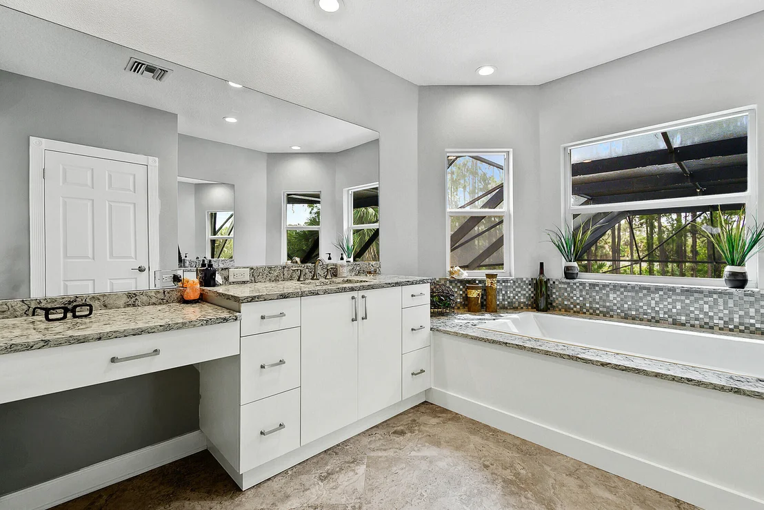 Photo of 13608 Greentree Trail