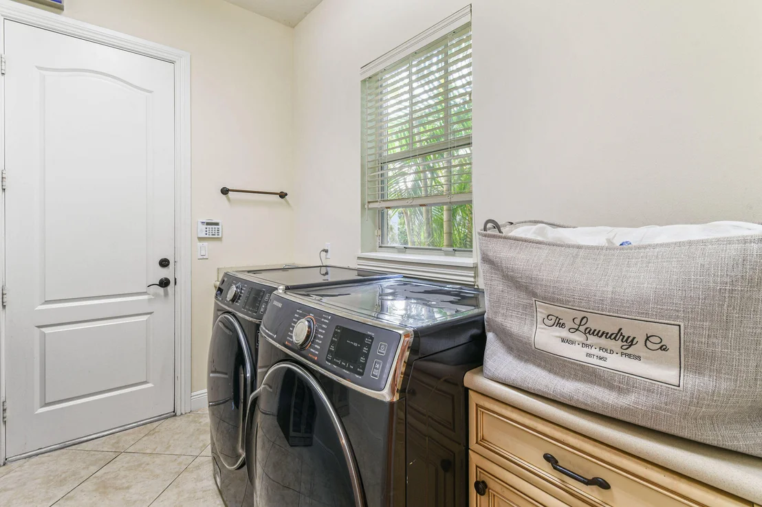 Photo of 256 W Bay Cedar Circle