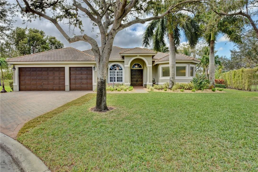 Photo of 6717 NW 107th Way