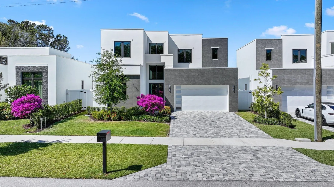 Photo of 655 Kingsbridge Street