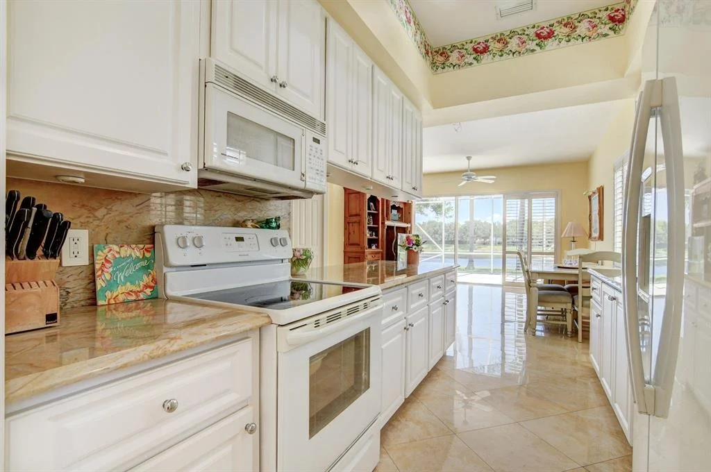 Photo of 2065 Valencia Drive
