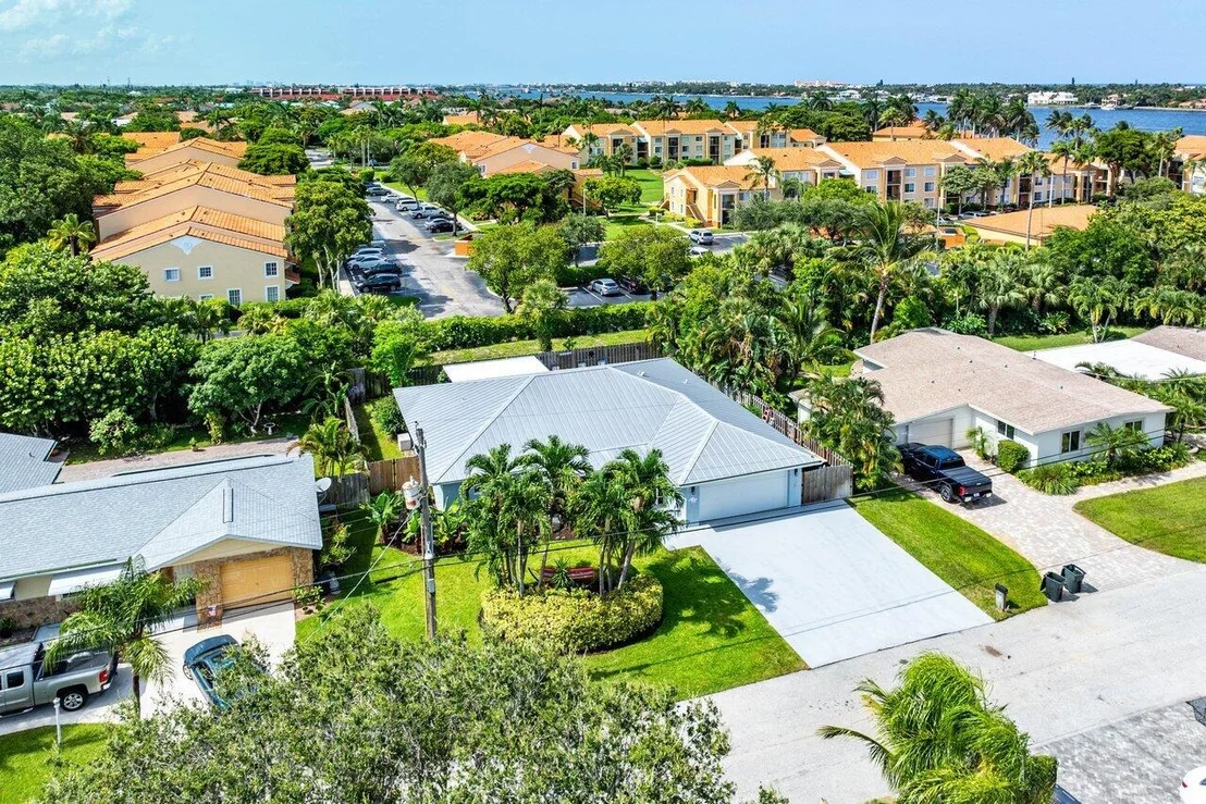 Photo of 130 Lucina Drive