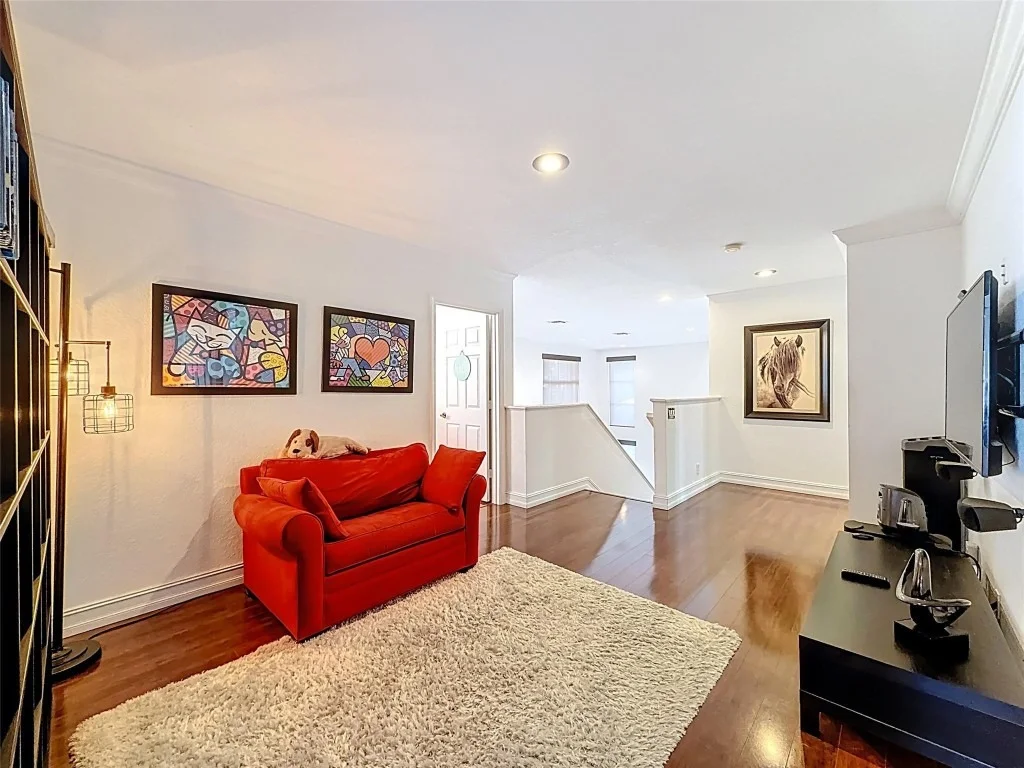 Photo of 1673 VICTORIA POINTE Circle