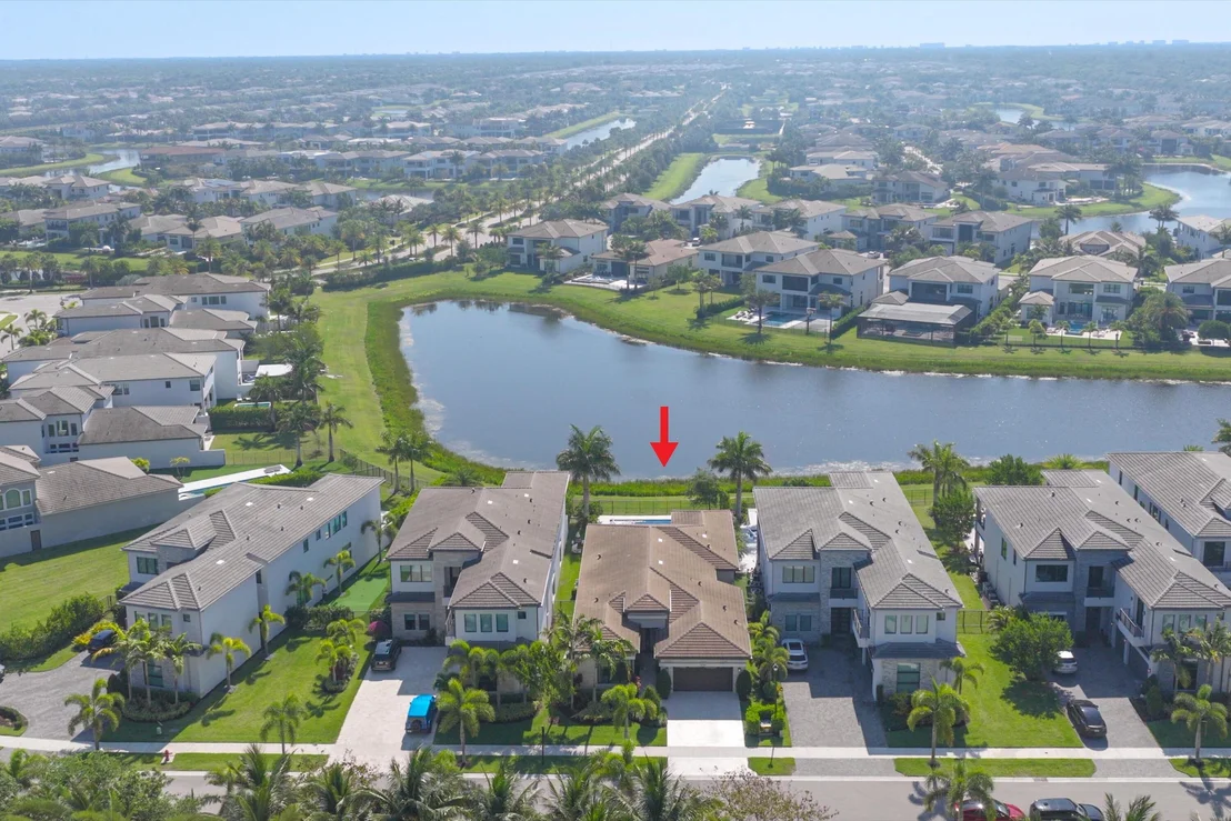 Photo of 9948 Espresso Manor