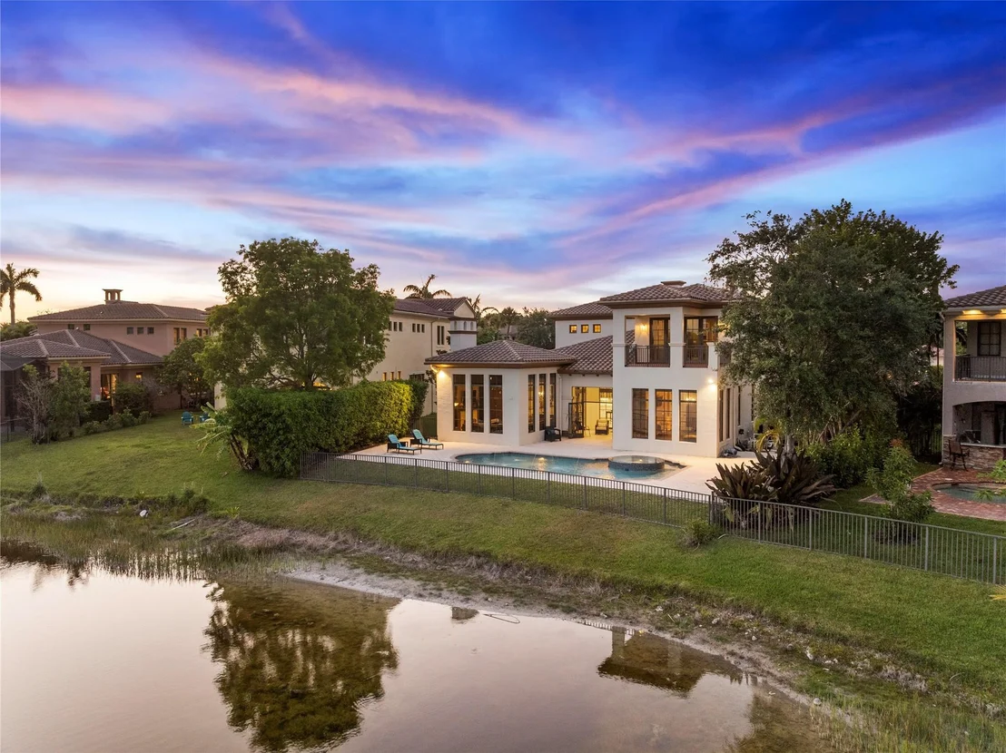 Photo of 9460 Eden Manor