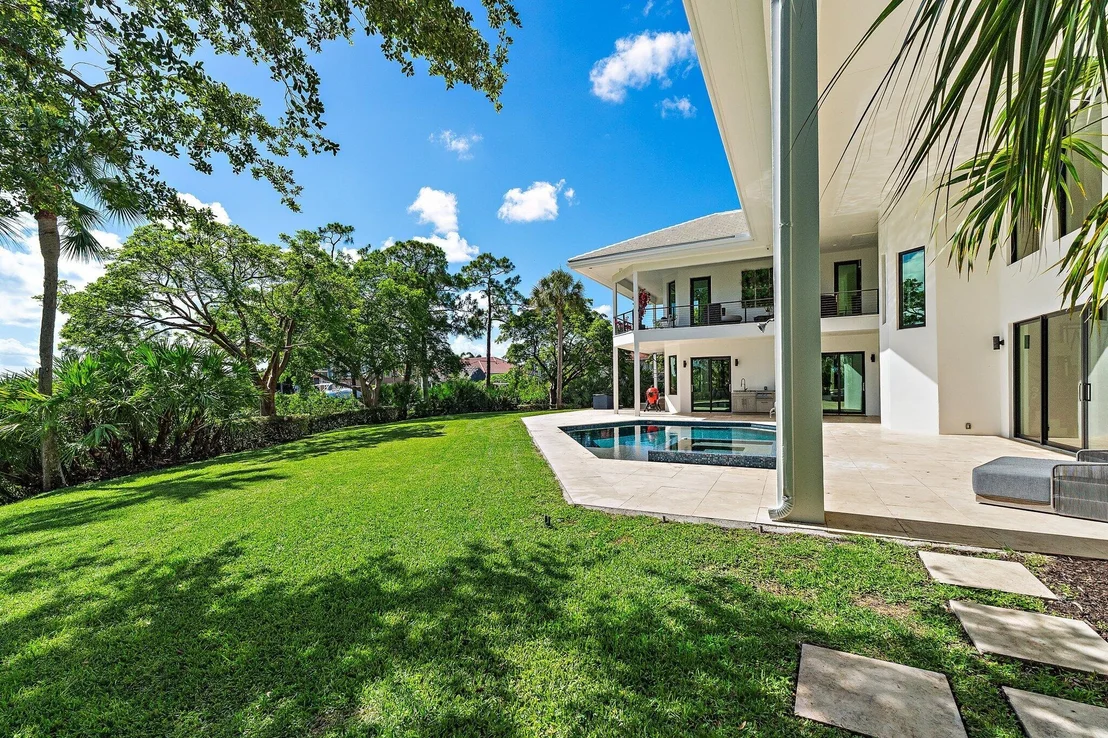 Photo of 8818 SE Riverfront Terrace