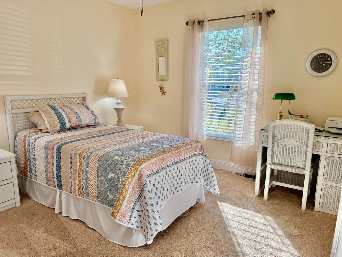 Photo of 3218 NW 33rd Avenue