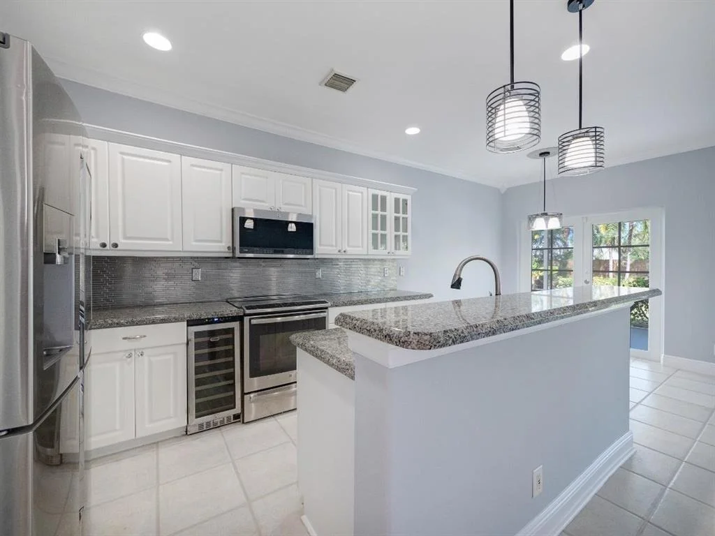 Photo of 7592 Colony Palm Drive