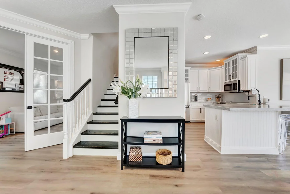 Photo of 2632 E Community Drive