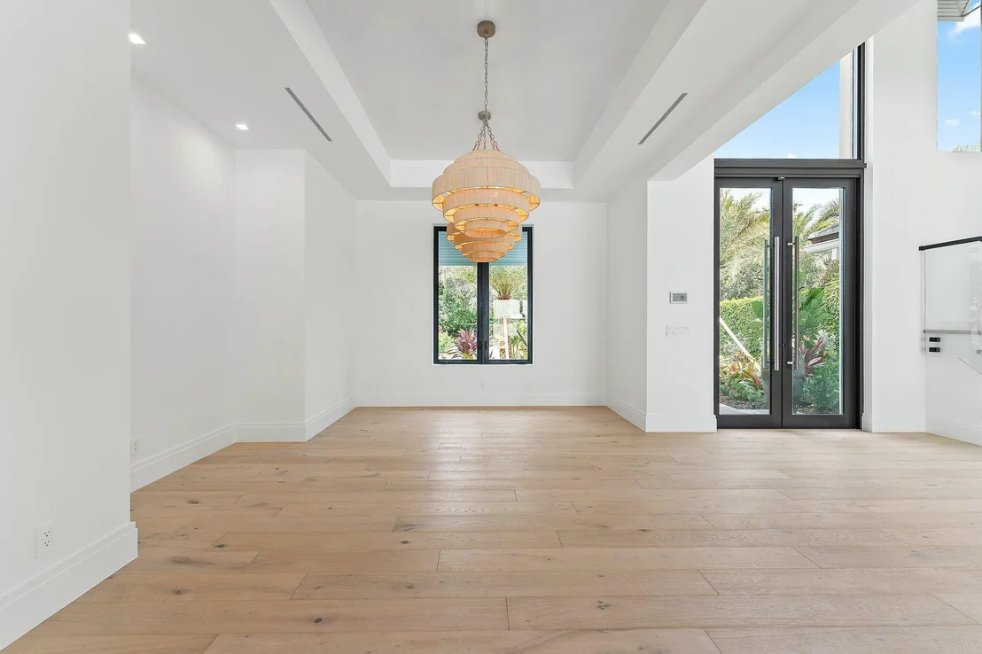 Photo of 21 Bay Harbor Road
