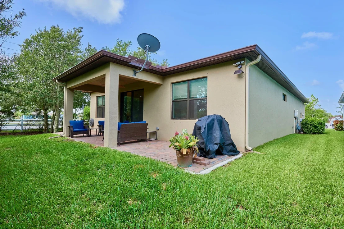 Photo of 1785 Willows Square