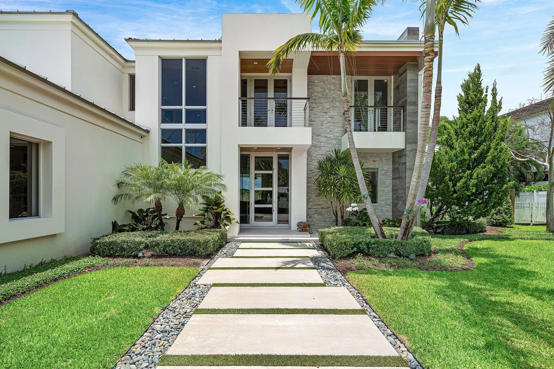 Photo of 1508 Lake Drive