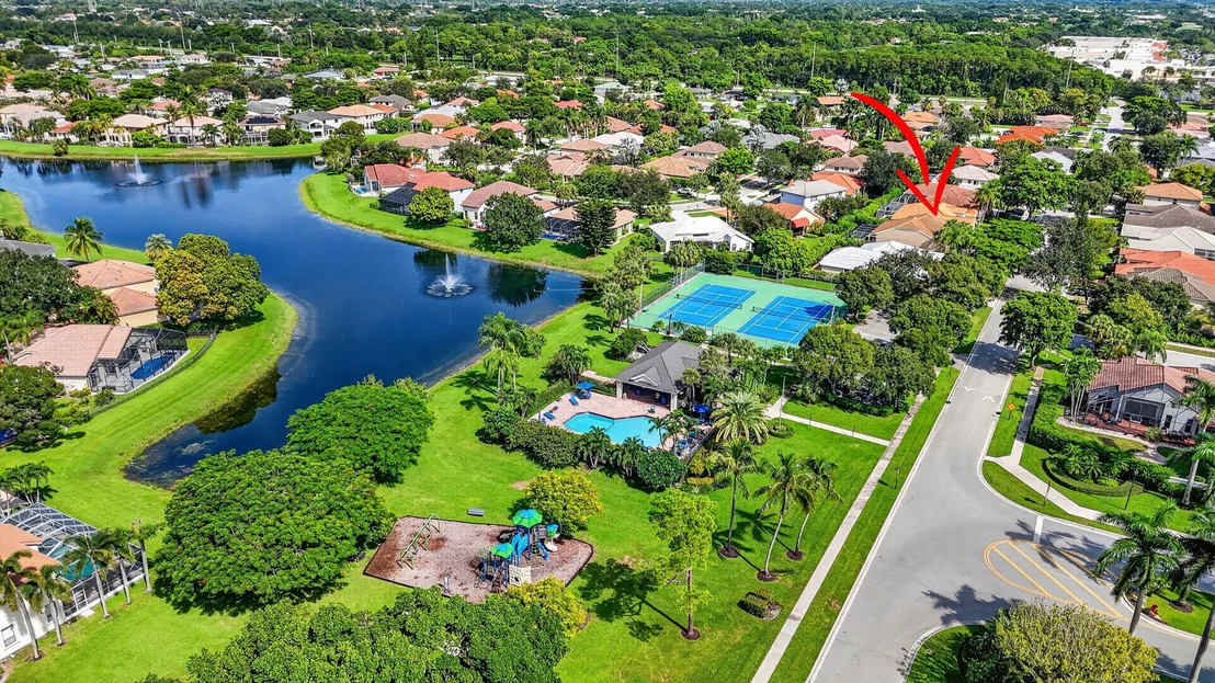 Photo of 10031 Lexington Estates Boulevard