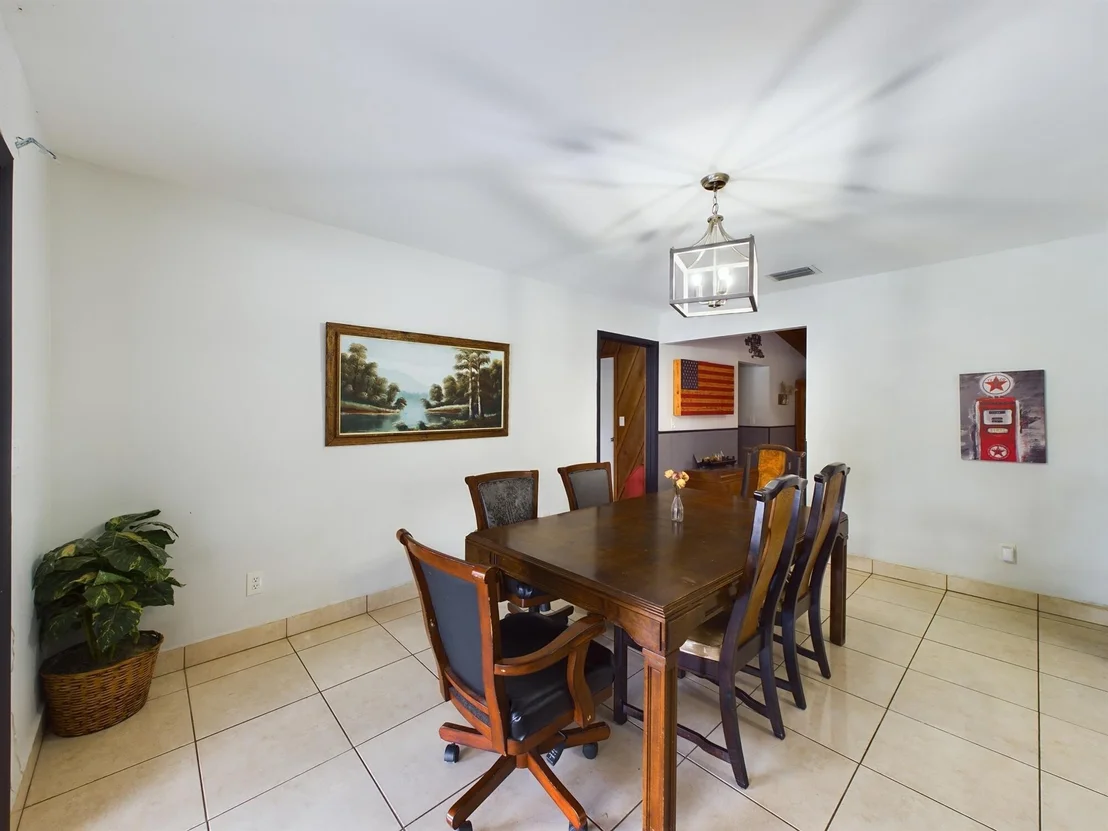 Photo of 2267 NE 54th Trail