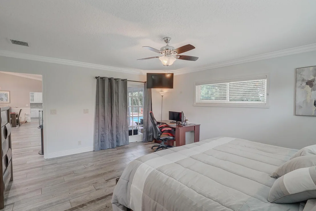 Photo of 4215 Gleneagles Drive
