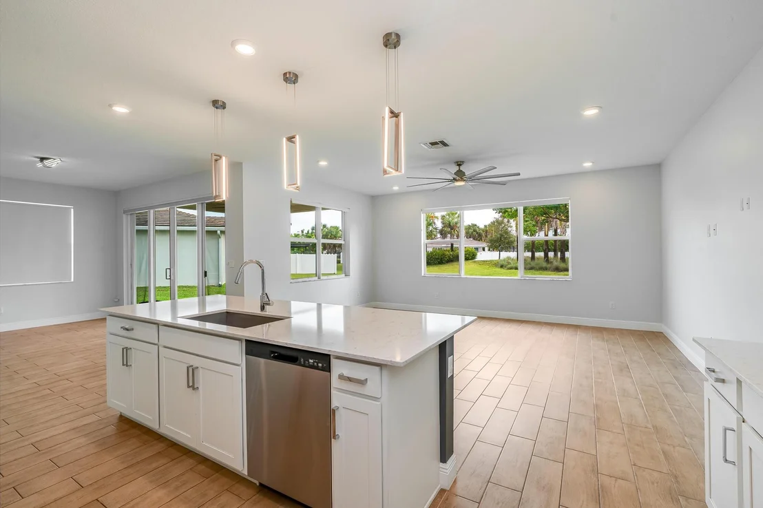 Photo of 4194 Marina Way