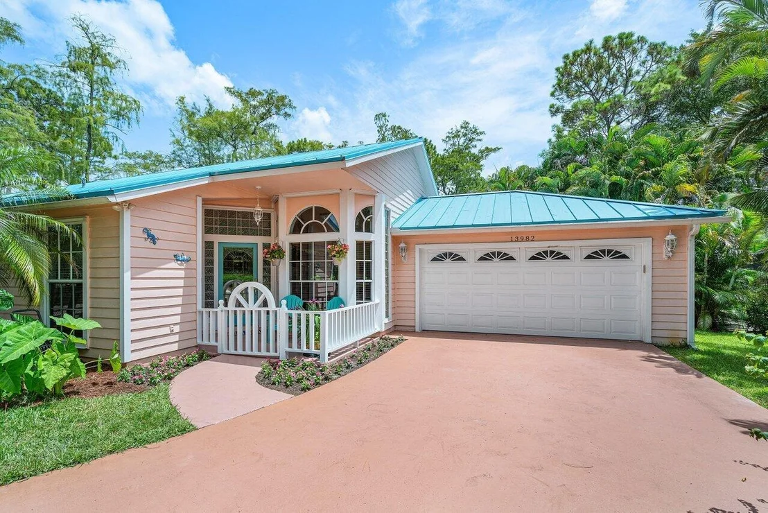 Photo of 13982 Paddock Drive