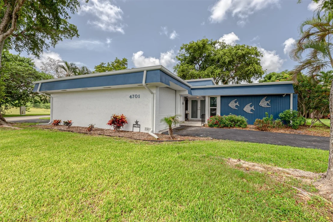 Photo of 4701 Holly Drive