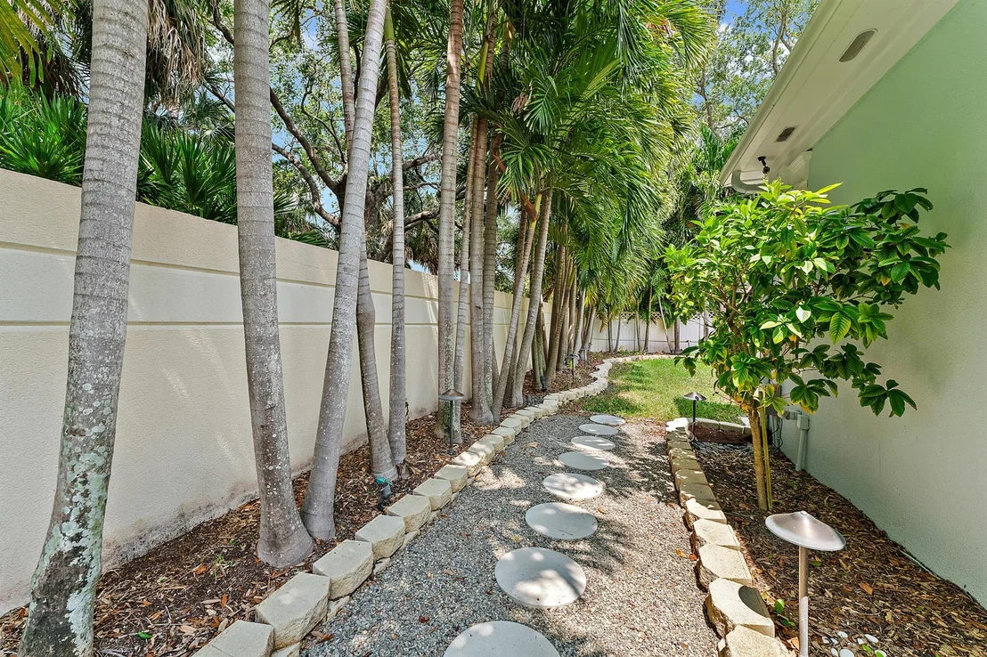 Photo of 508 Sweet Bay Circle