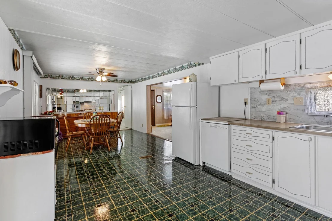 Photo of 56020 Amparo Bay