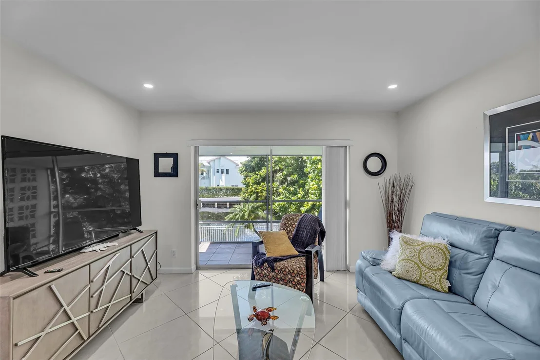 Photo of Unit 201 at 1100 Pine Drive