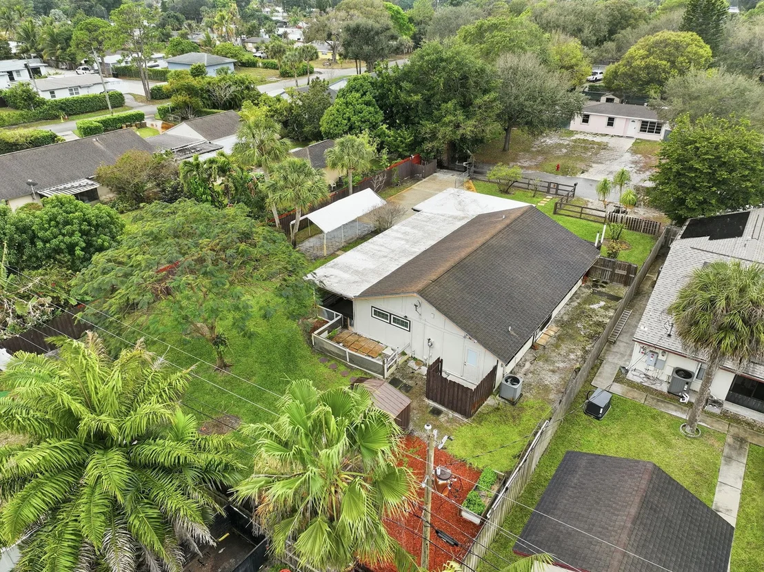 Photo of 708 Dixie Lane