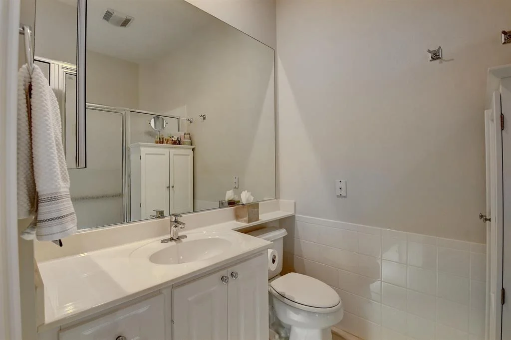 Photo of 4802 Orchard Lane