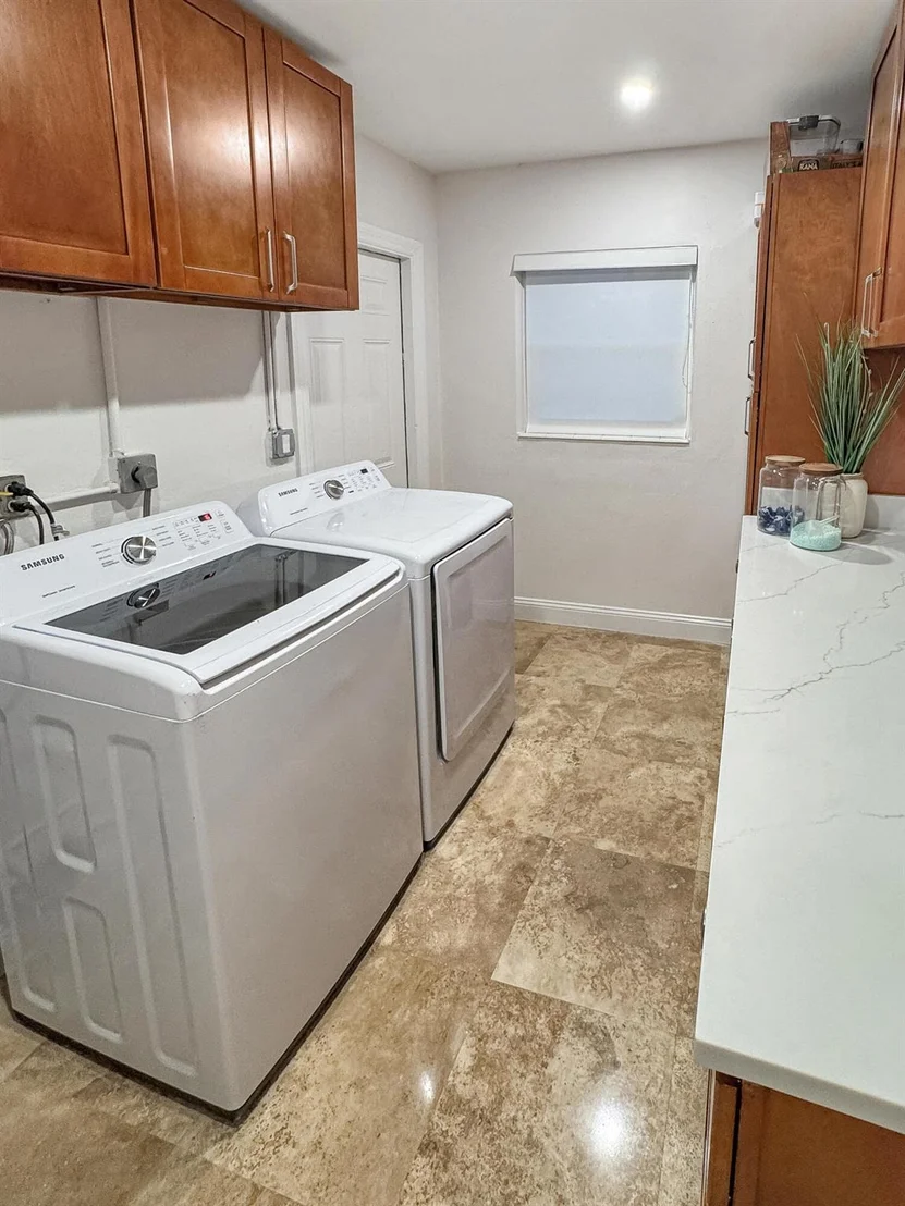 Photo of 21 SE 9th Street