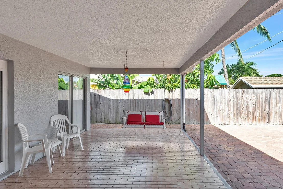 Photo of 3059 Emerald Lane