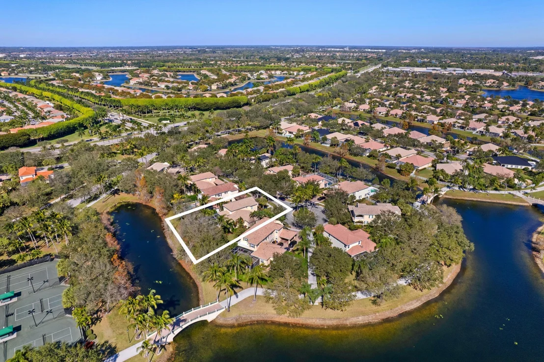 Photo of 8418 Arima Lane