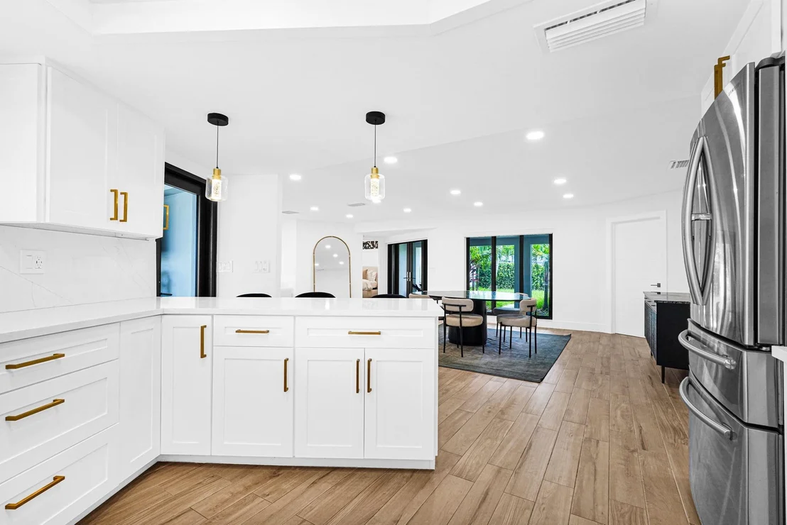 Photo of 570 SE 11 Street
