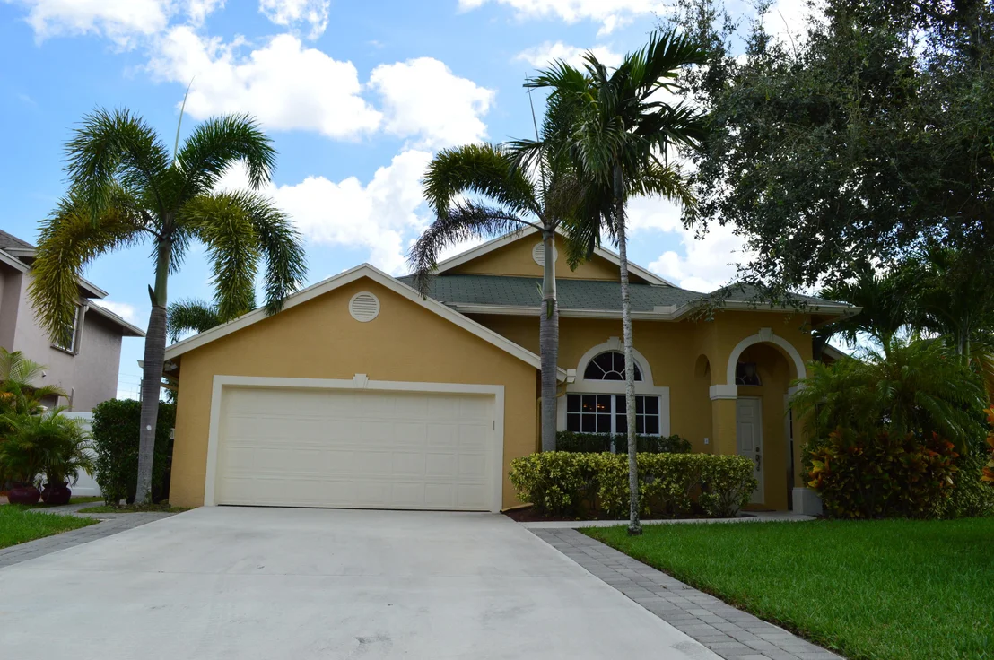 Photo of 6416 Revelle Circle S