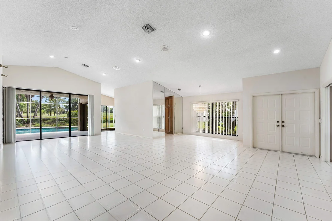 Photo of 10991 HIGHLAND Circle