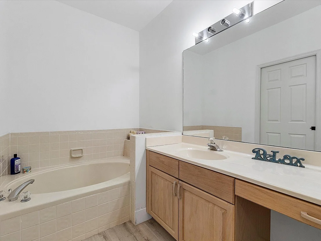 Photo of 7231 Ashford Lane