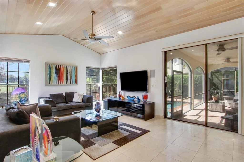 Photo of 7771 La Corniche Circle