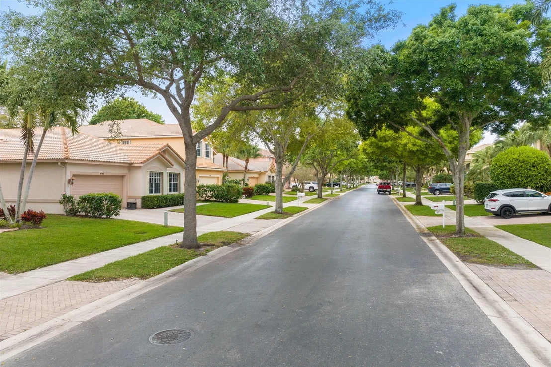 Photo of 4786 S Classical Boulevard