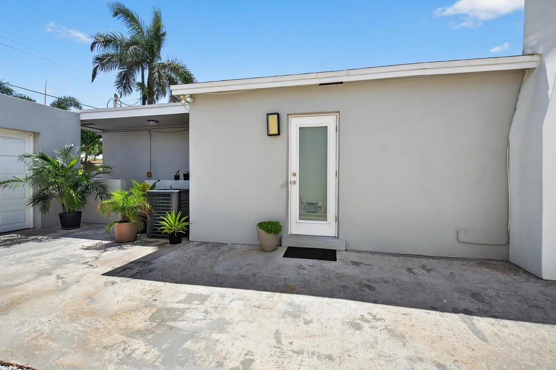 Photo of 228 Wellesley Drive