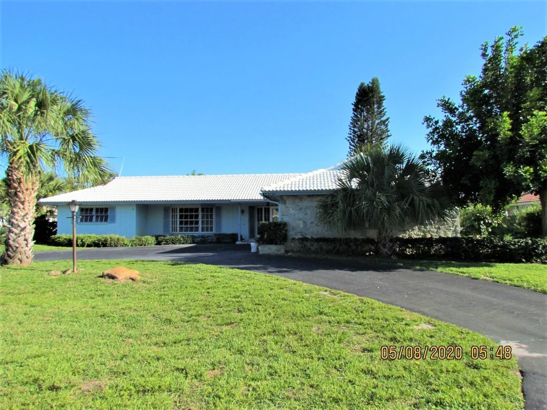 Photo of 3724 SE Fairway E