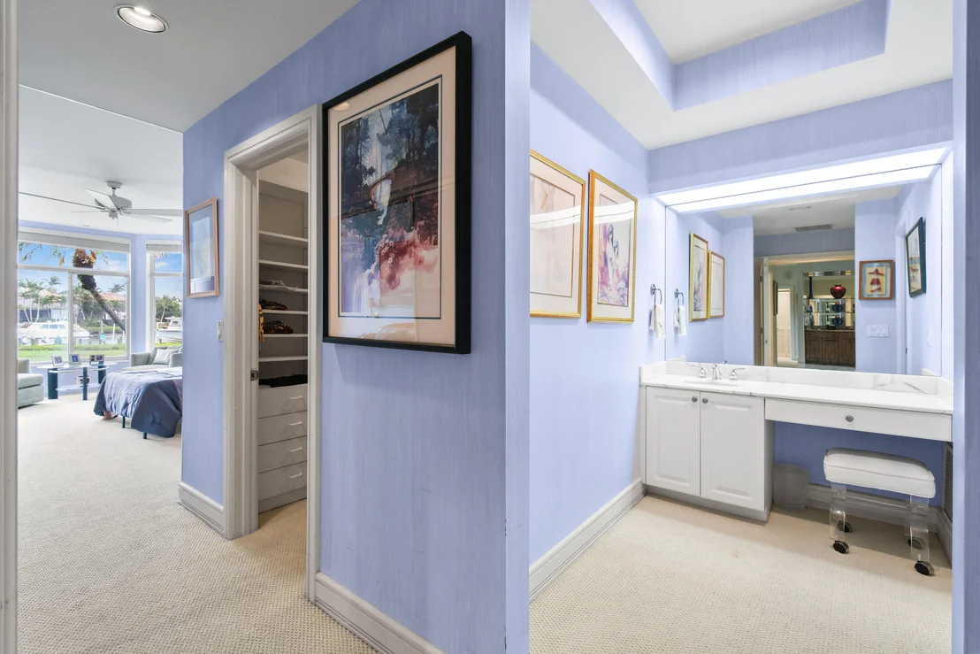 Photo of Unit 701 at 701 Captains Way
