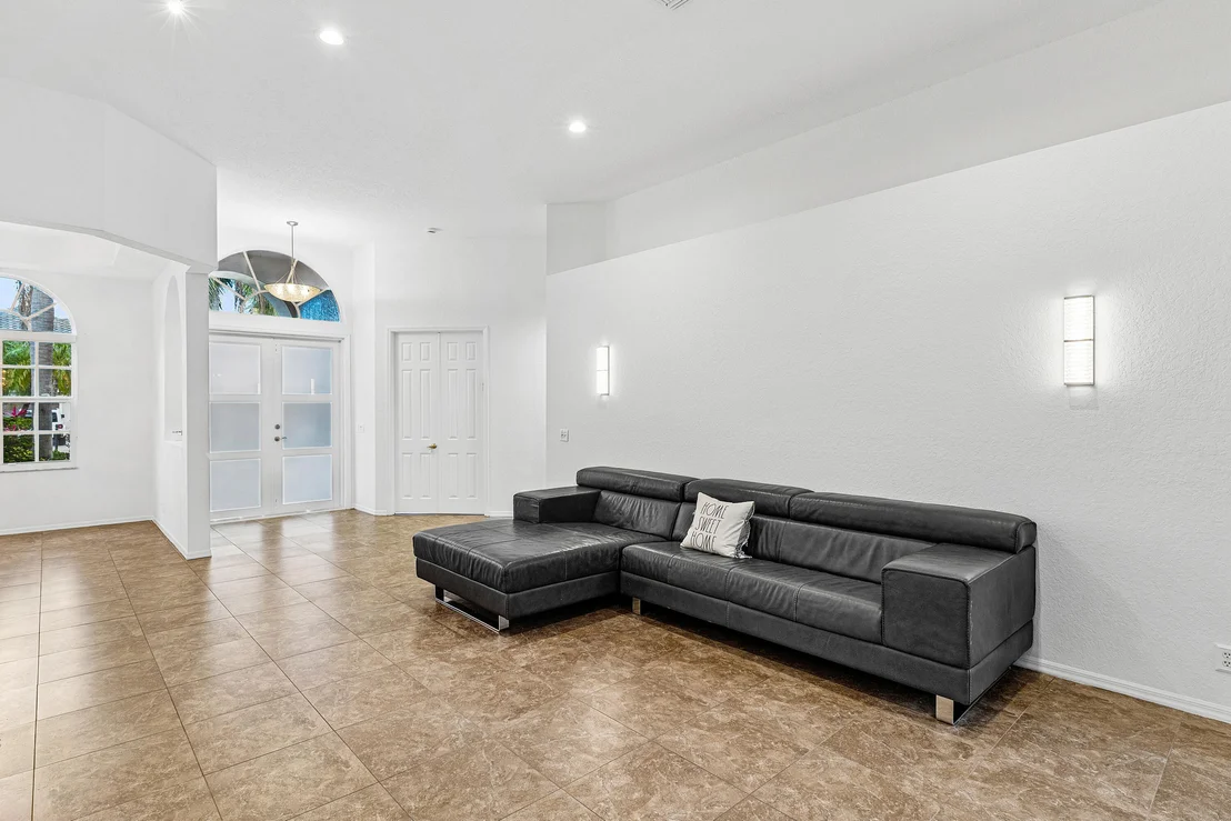 Photo of 21509 Halstead Drive