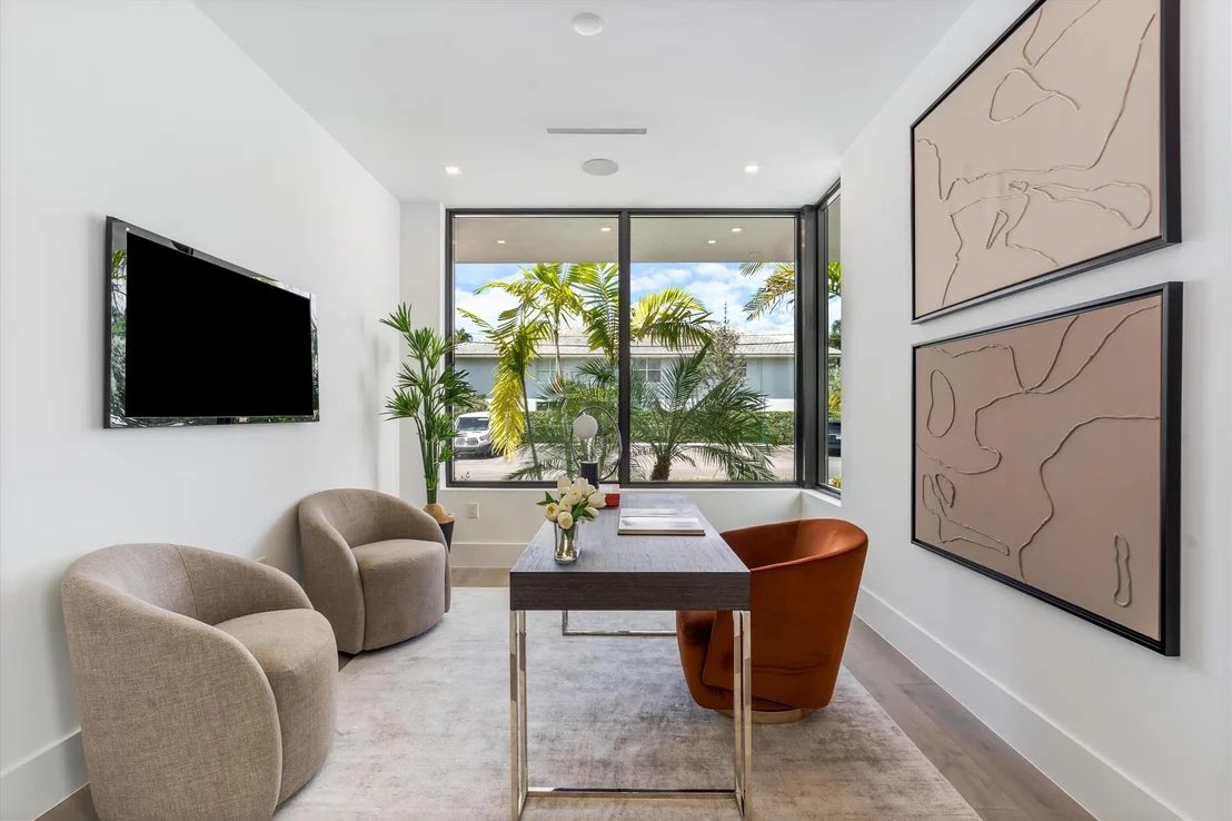 Photo of 1068 Del Harbour Drive