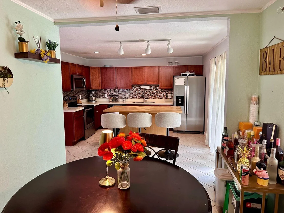 Photo of 3390 Artesian Drive