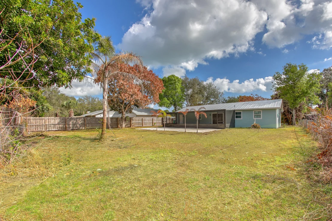 Photo of 5103 Sunset Boulevard
