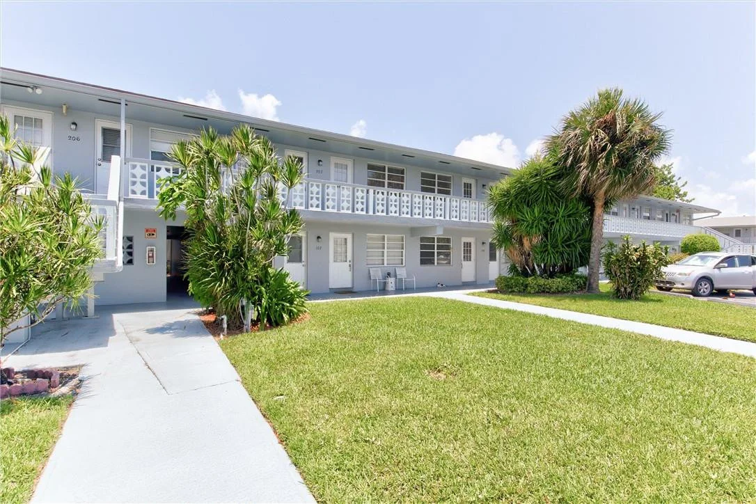 Photo of Unit 208 at 701 Pine Drive