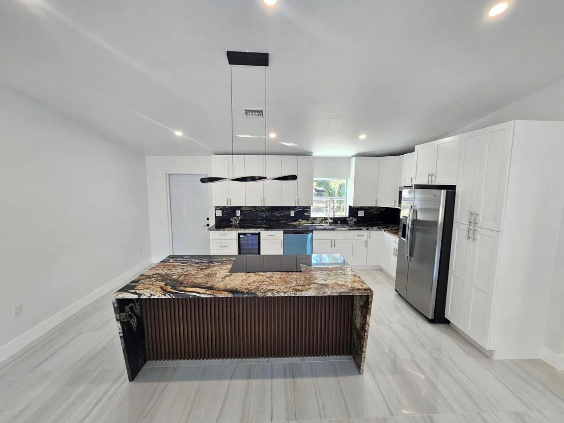 Photo of 2964 NW 36th Avenue