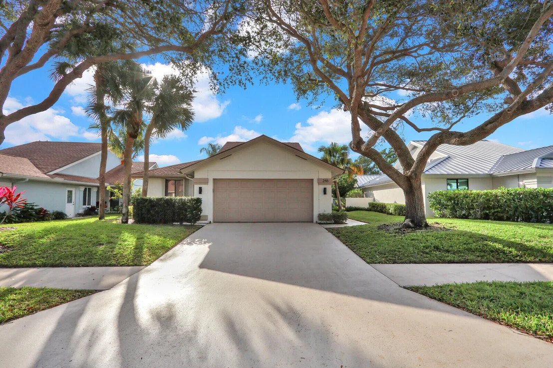 Photo of 246 Ridge Road